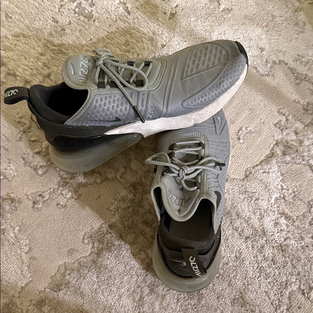 Nike Woman Air Max 270 Shoes